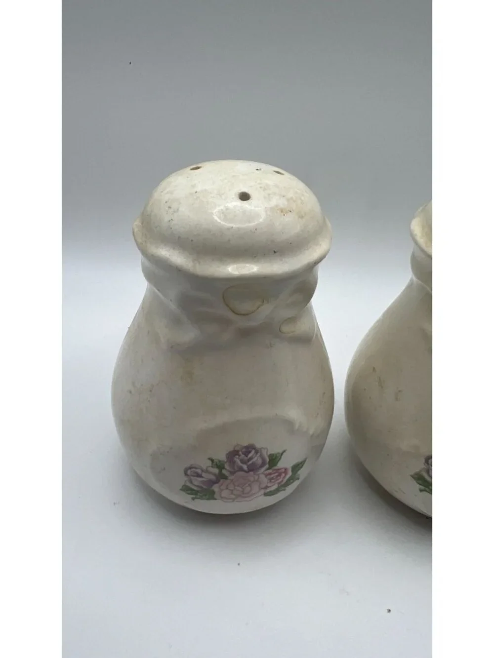 Vintage Ceramic Salt & Pepper Shakers With Floral Design & Bow Detail Made In Ta